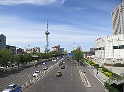 东营市区一景,中间建筑为胜利电视塔