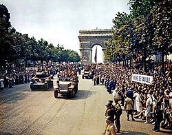 1944年8月26日巴黎解放時的凱旋門。
