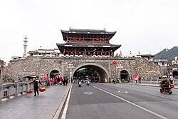 济川门