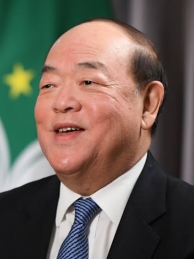 賀一誠