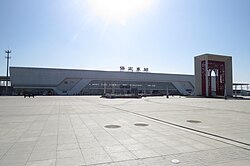 位于清苑区孙村乡与阎庄乡之间的保定东站
