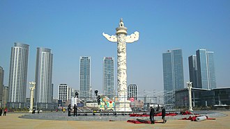汉白玉九龙华表(已拆除)